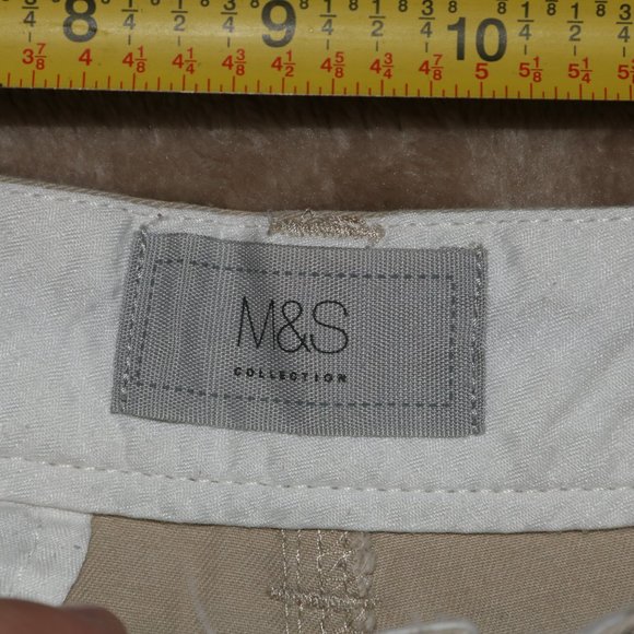 M&S Collection Shorts - Waist 36x8.5 Inseam - Length 18 - Rise 9.5 - Picture 3 of 8